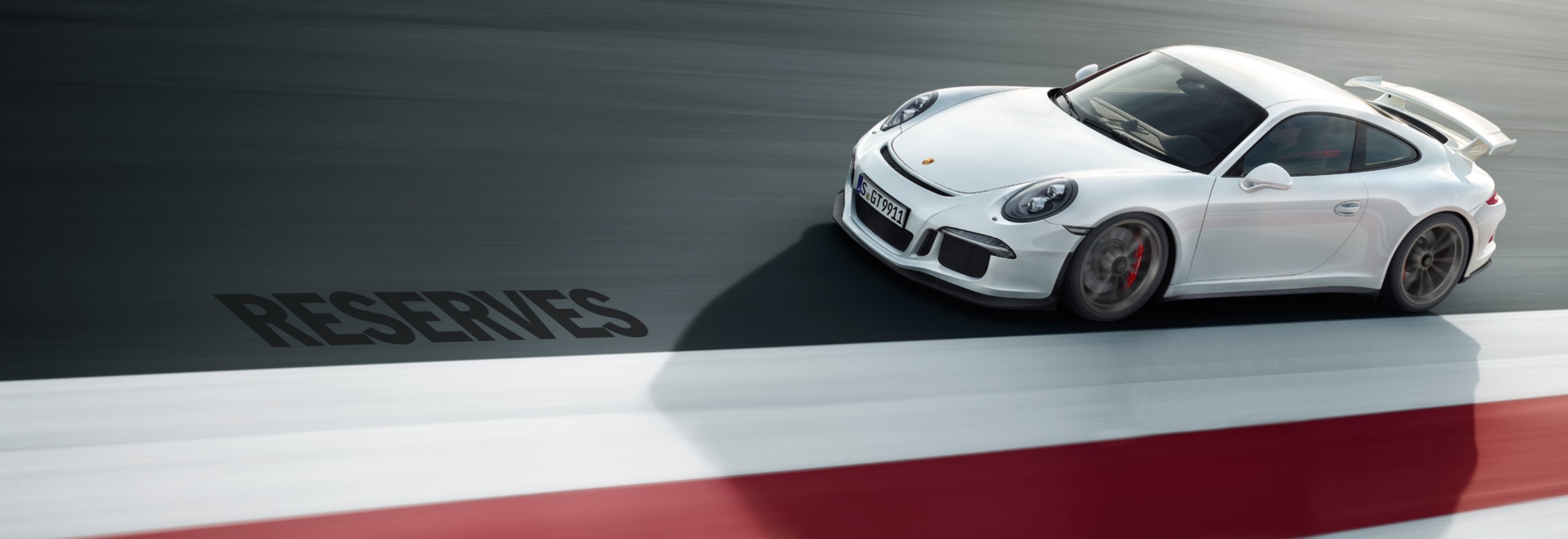 2014 Porsche 911 GT3 Brochure Page 22